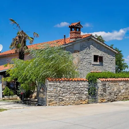 Charming Casa San Pietro Near The Sisan