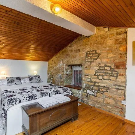 Villa Charming Casa San Pietro Near The